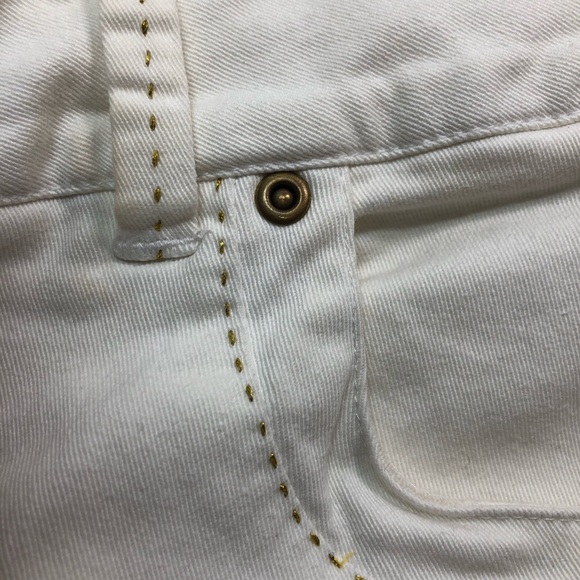Simon Chang White Denim Jeans with Gold accents Size 18 - Picture 14 of 15